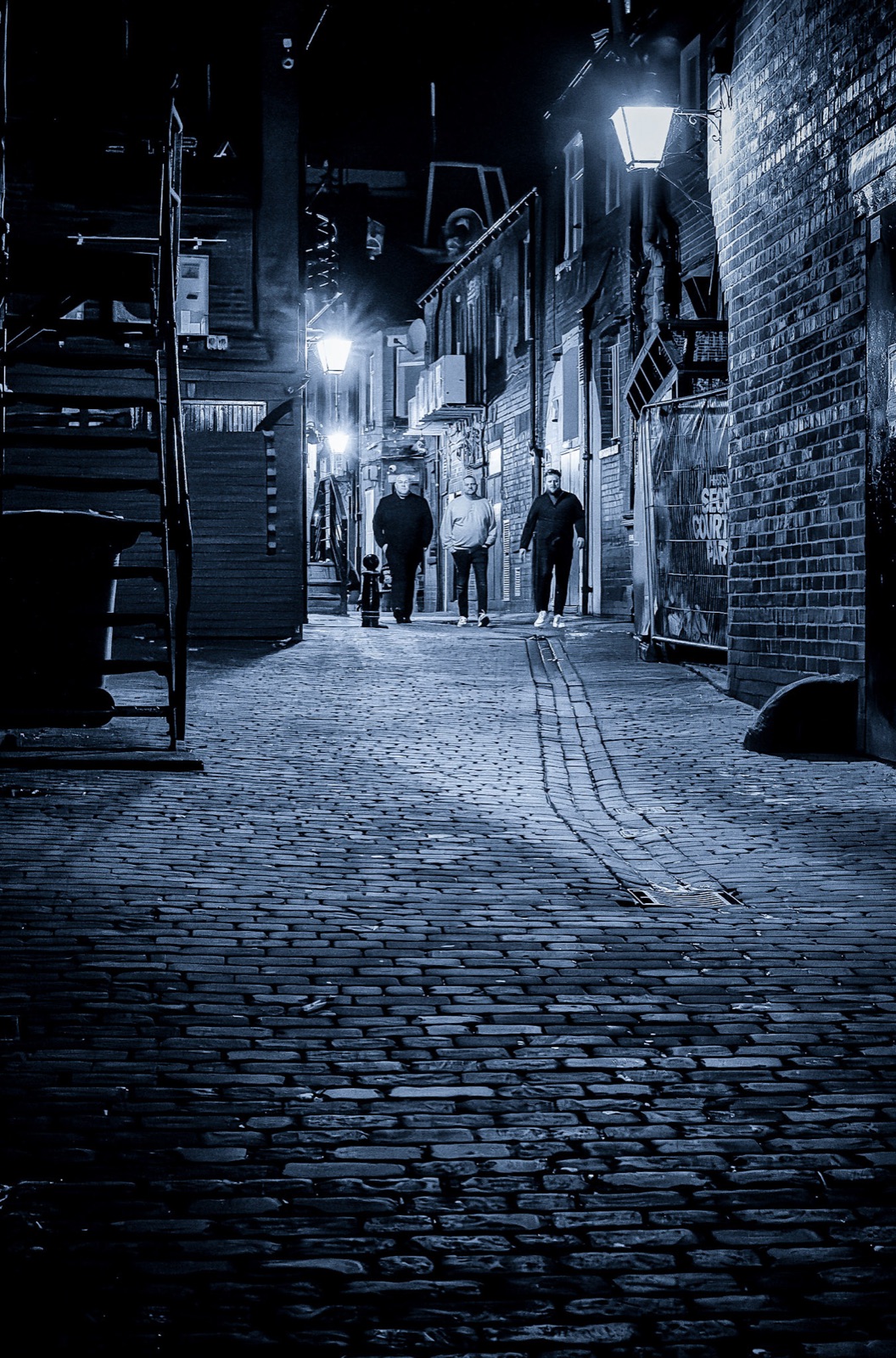 Street photograph from a Leeds night photowalk — Andy Ainsworth