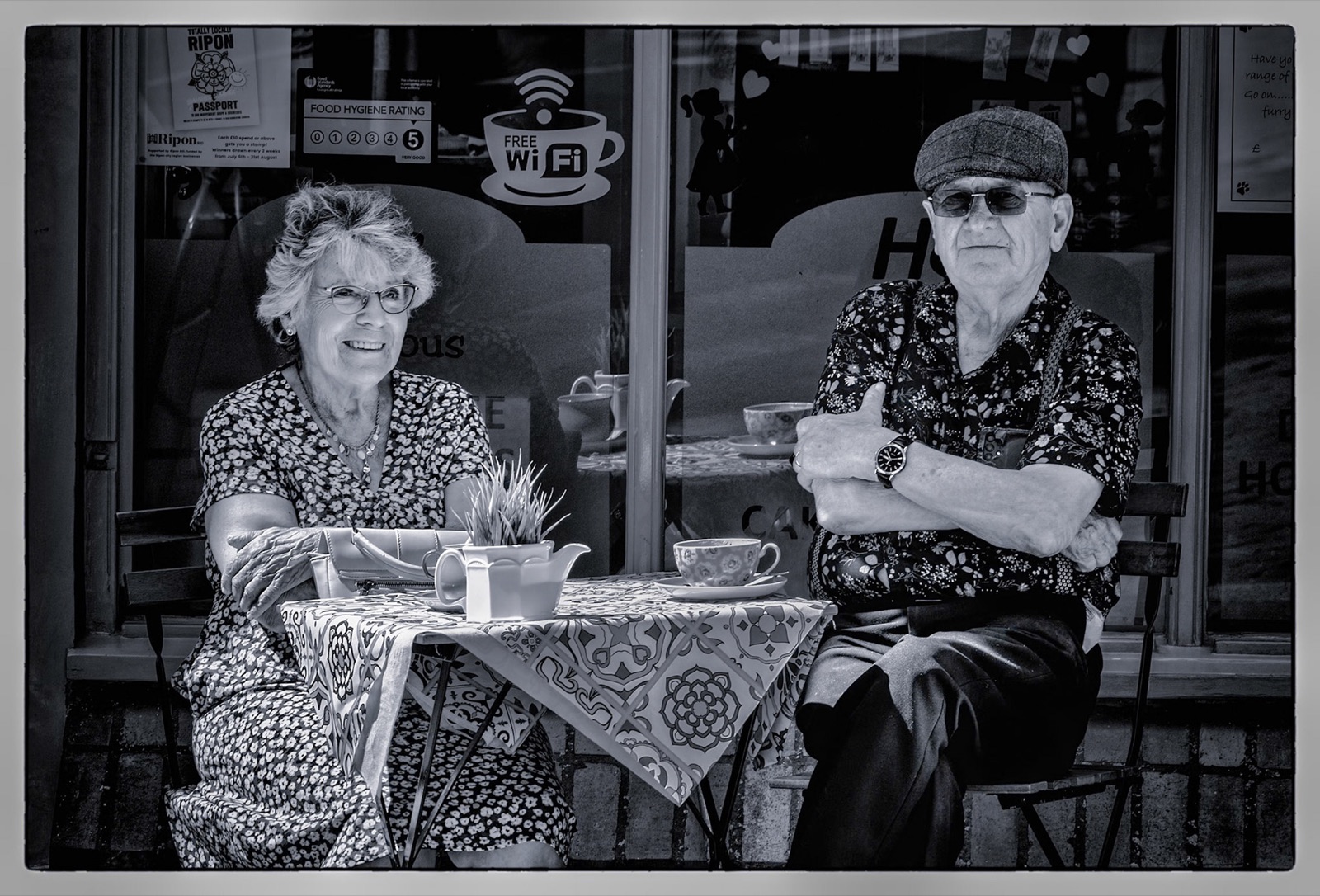 Black and white street photograph from a Ripon photowalk — Andy Ainsworth