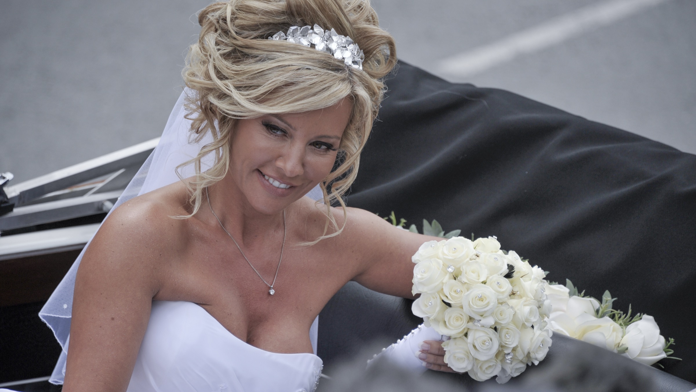The bride with her bouquet