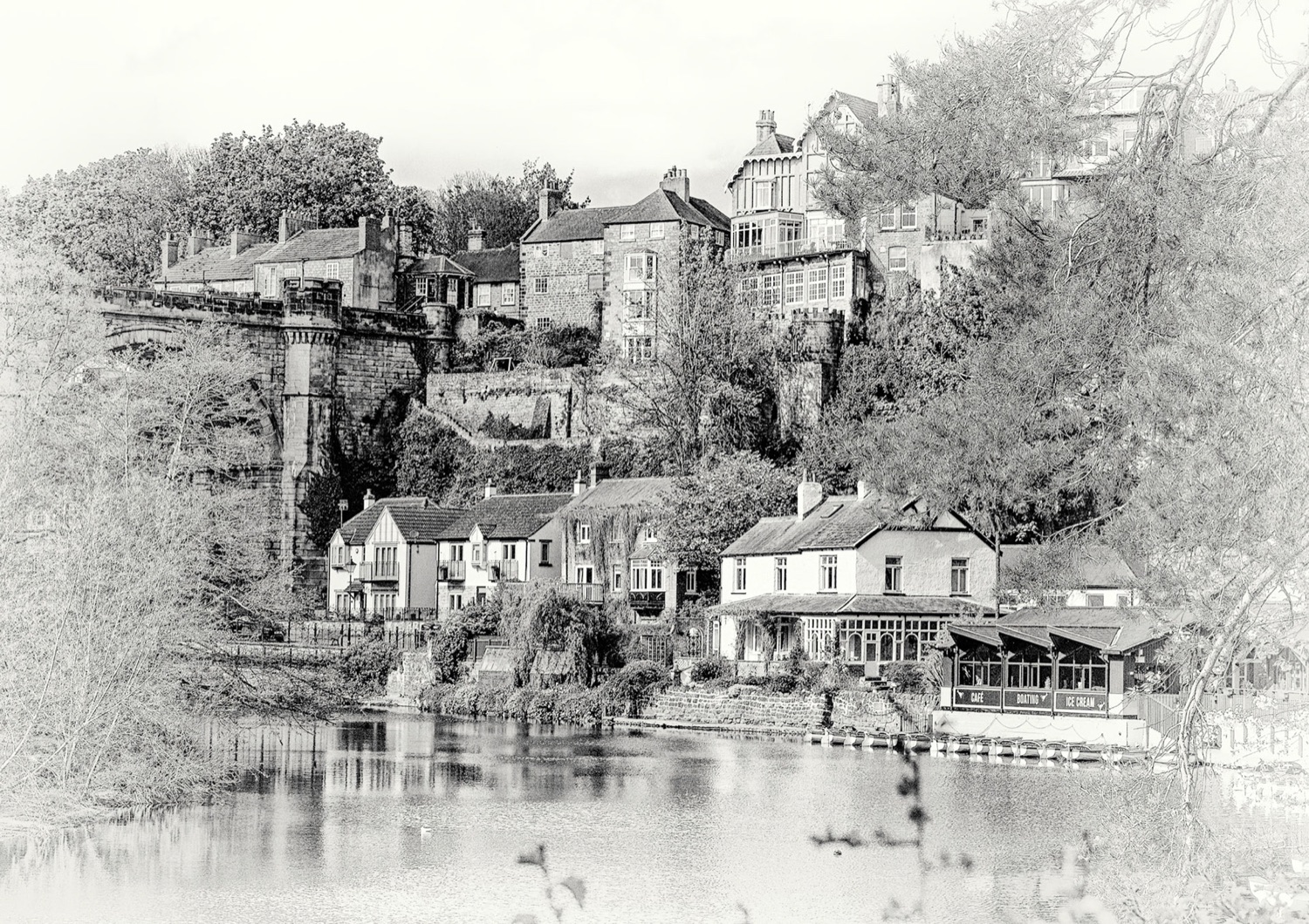 Knaresborough riverside and viaduct — photowalk location on the River Nidd